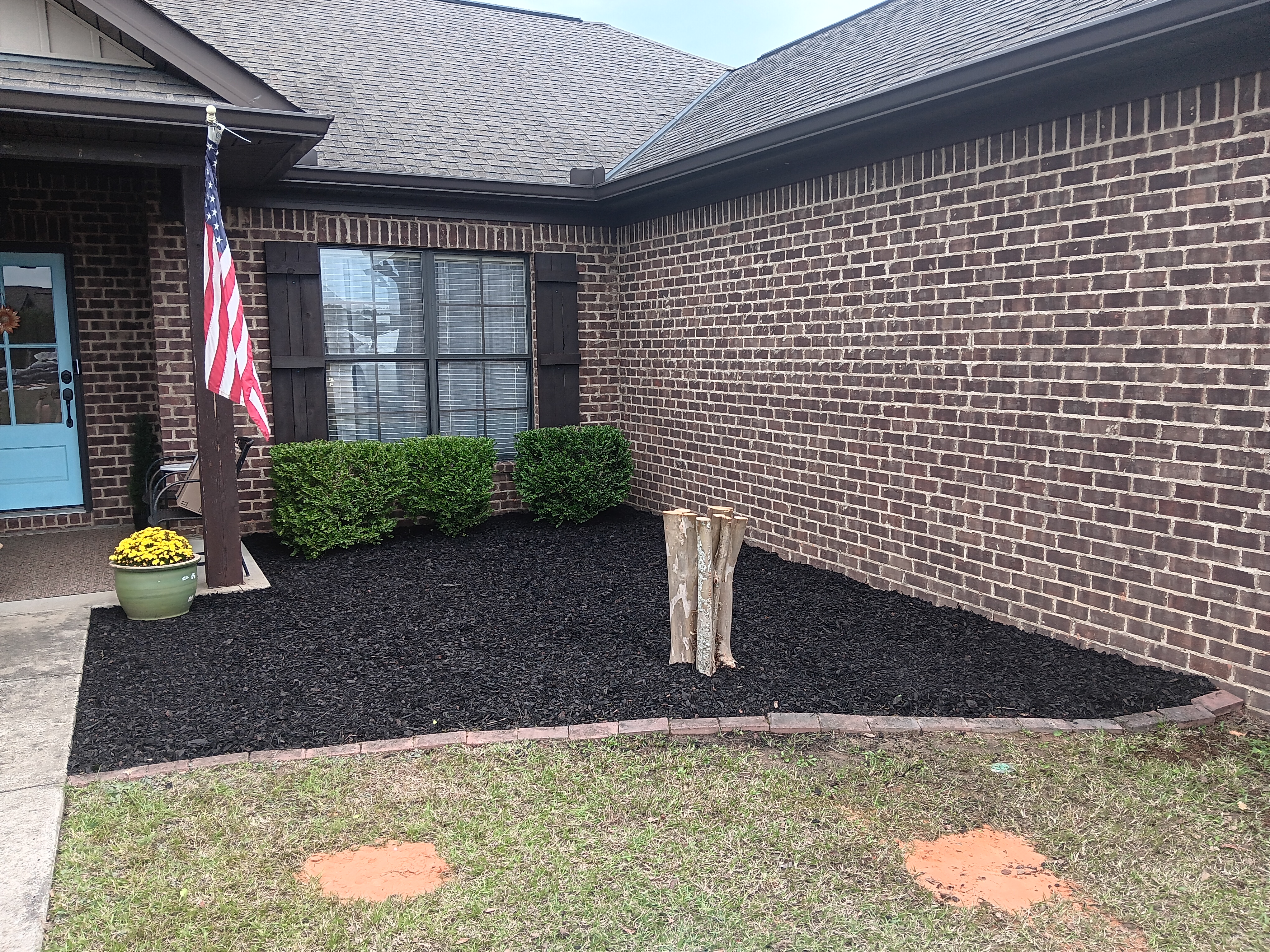 Mulch installation